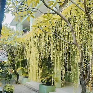ゲストハウス Purnama House Kuta
